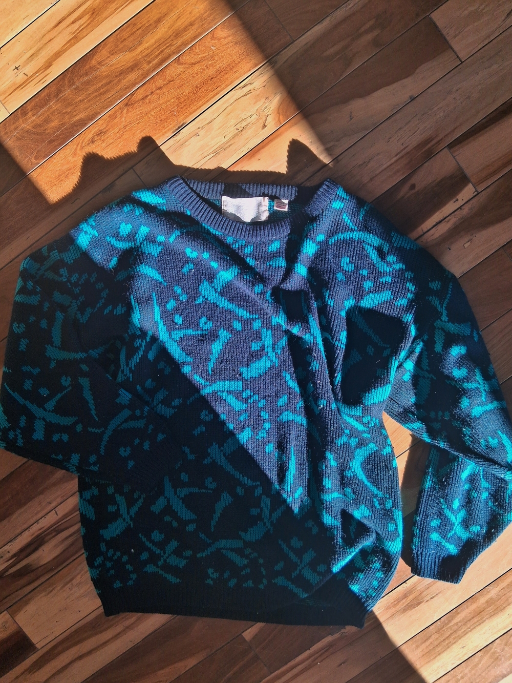 Vintage Abstract Knit Sweater 🖤💚